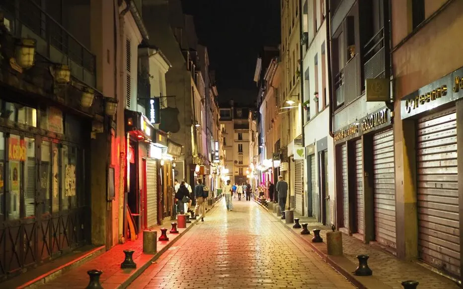 Rue de Lappe Bastille Paris ambiance nocturne festive